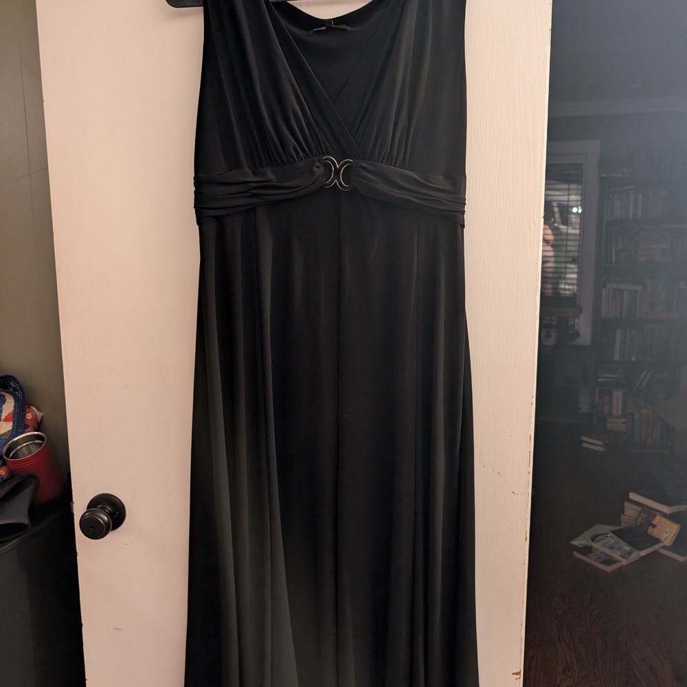 Elegant Black Evening Dress